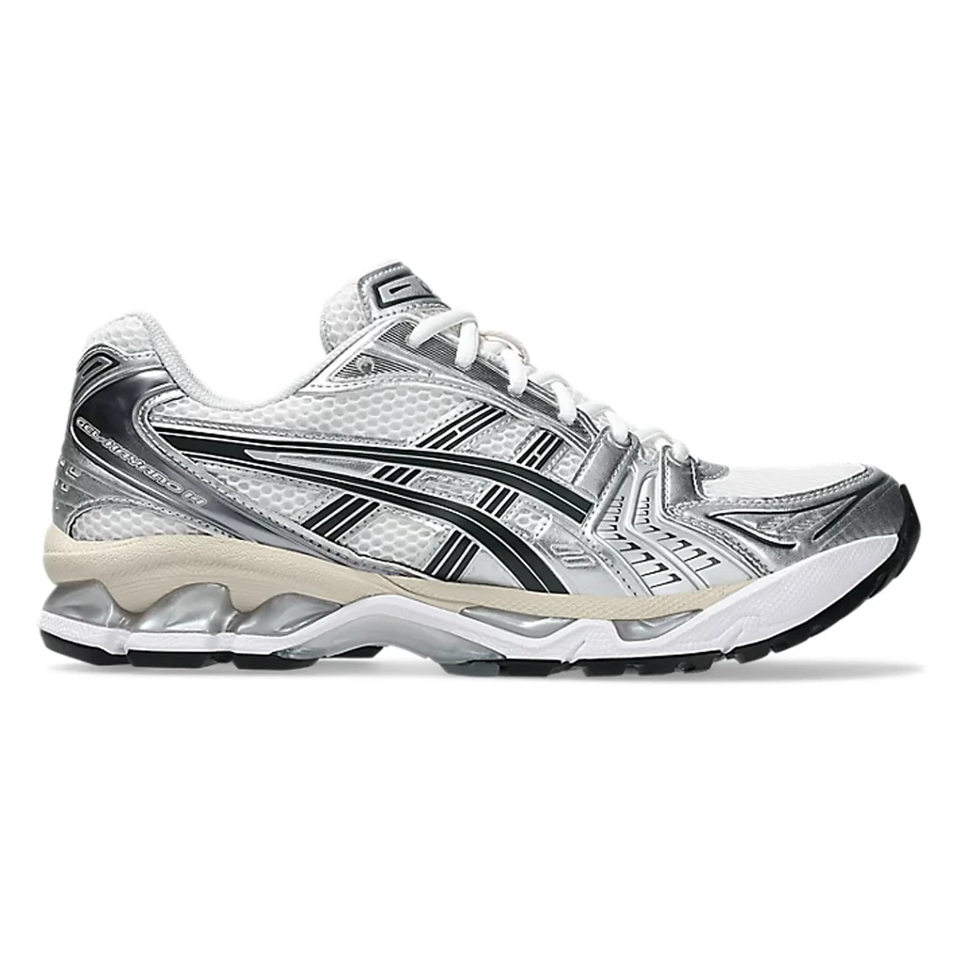 Exploring the Best Sporting Goods and Locker Room Essentials