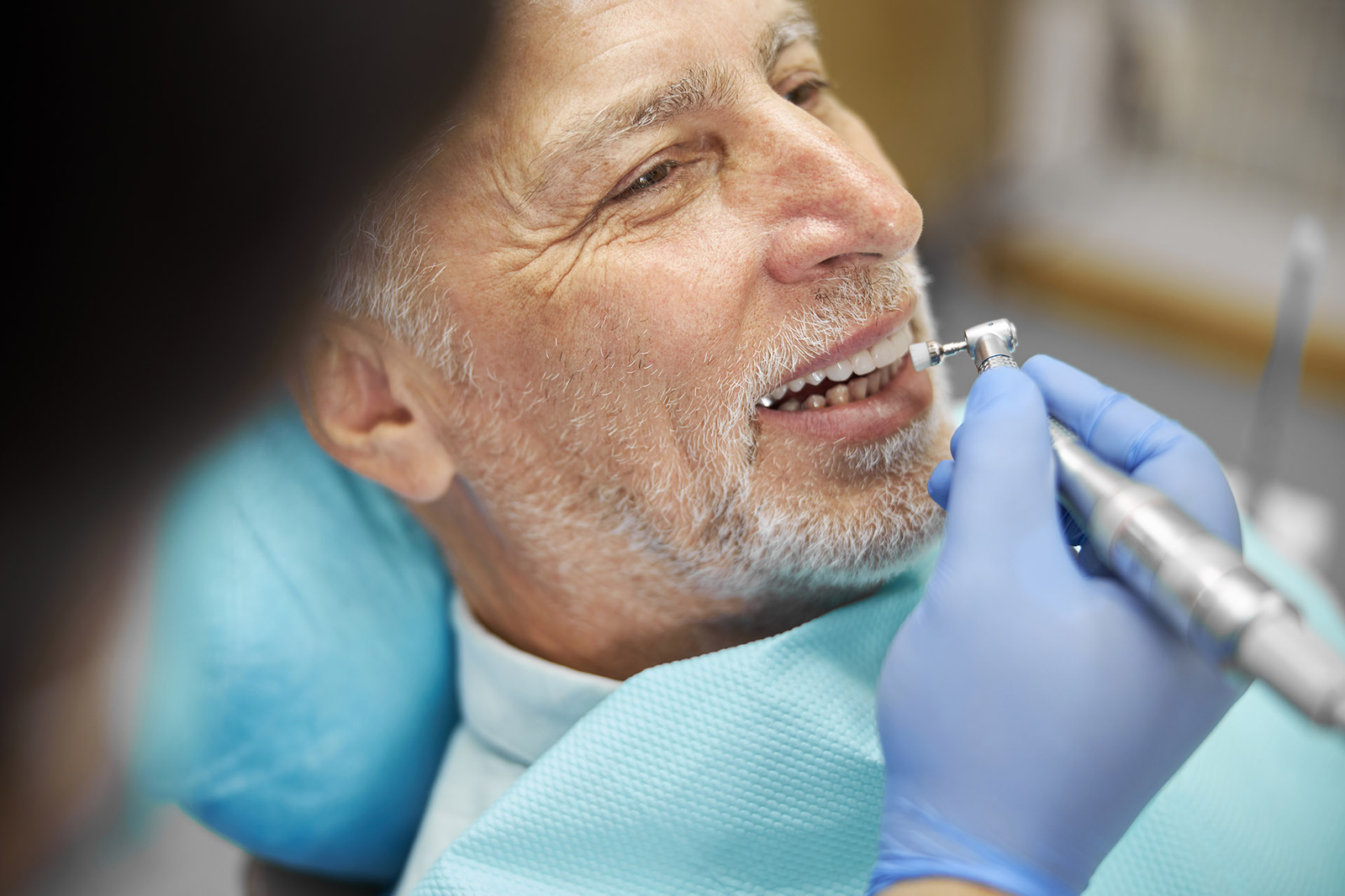 How Advanced Dental Implants Can Restore Confidence in Your Smile